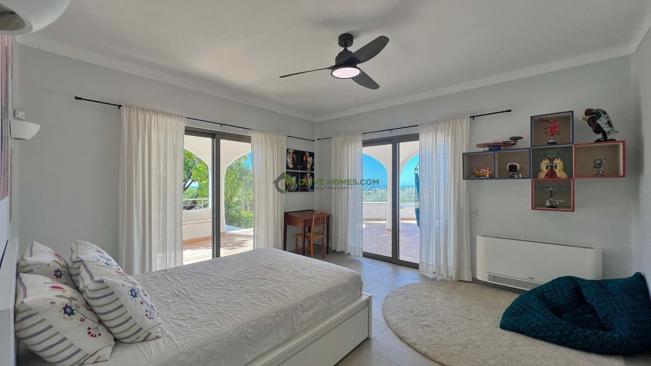 Moradia T6 para Venda em Almancil Foto 37