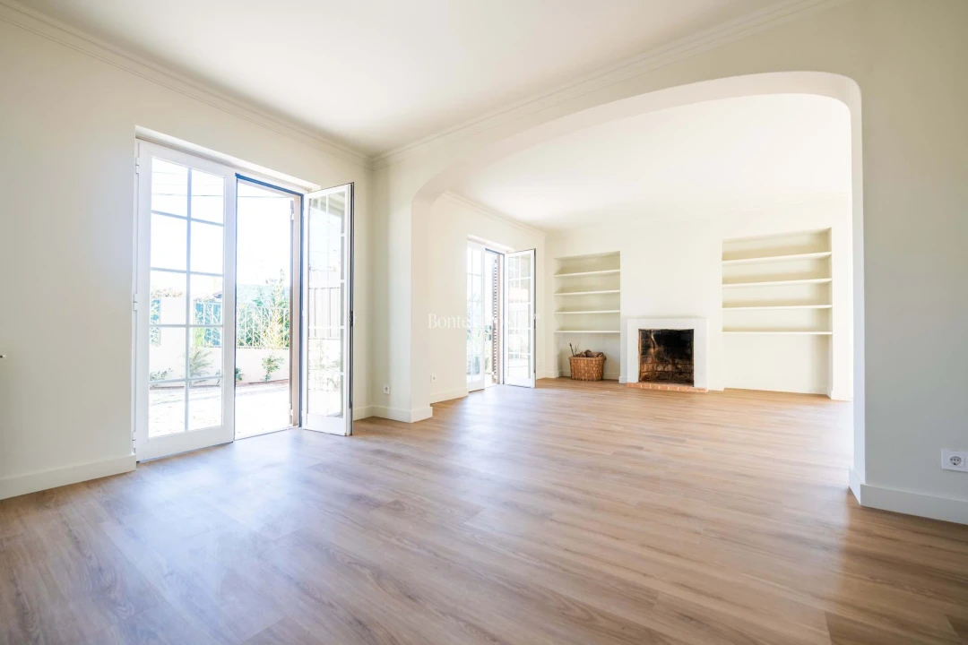 Moradia T3 para Venda em Alcabideche Foto 9