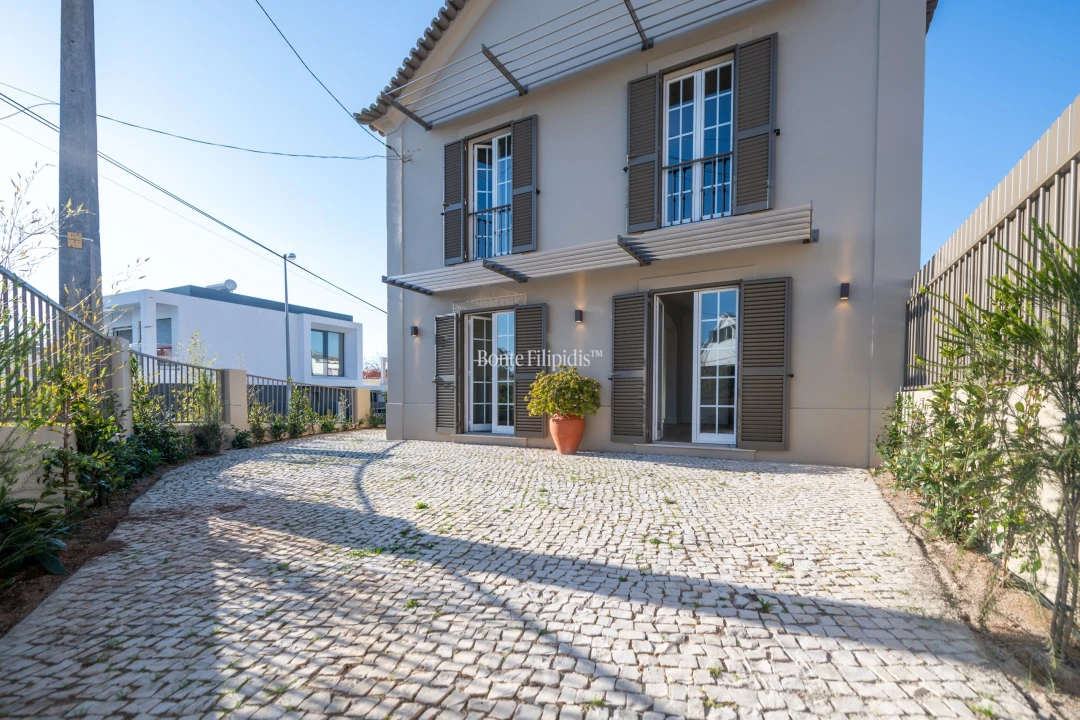 Moradia T3 para Venda em Alcabideche Foto 1