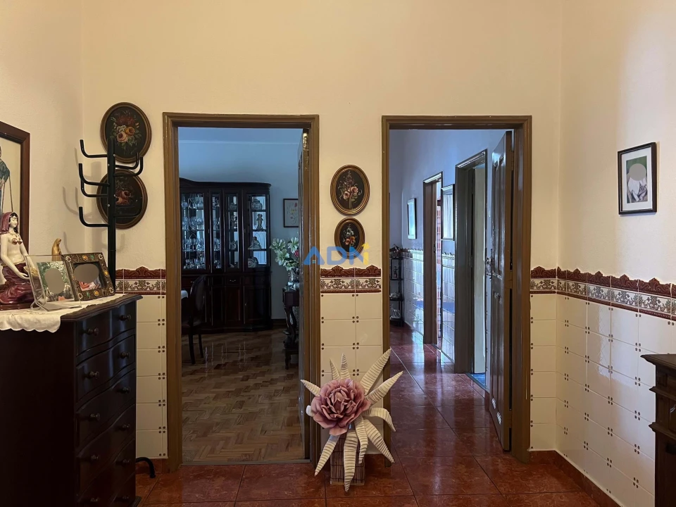 Apartamento T5 para Venda em Castelo Branco Foto 4