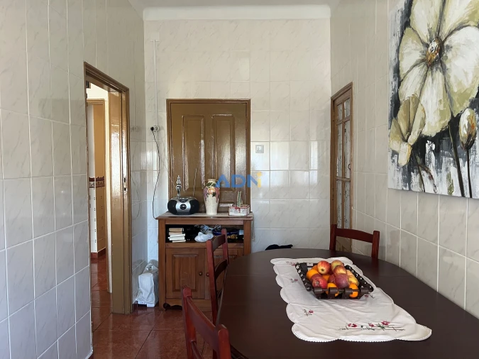 Apartamento T5 para Venda em Castelo Branco Foto 8