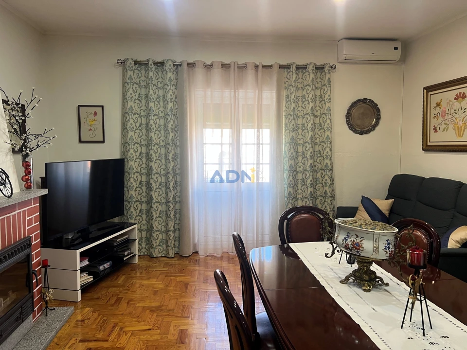 Apartamento T5 para Venda em Castelo Branco Foto 1