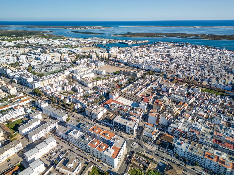 Apartamento T2 para Venda em Olhão Foto 31