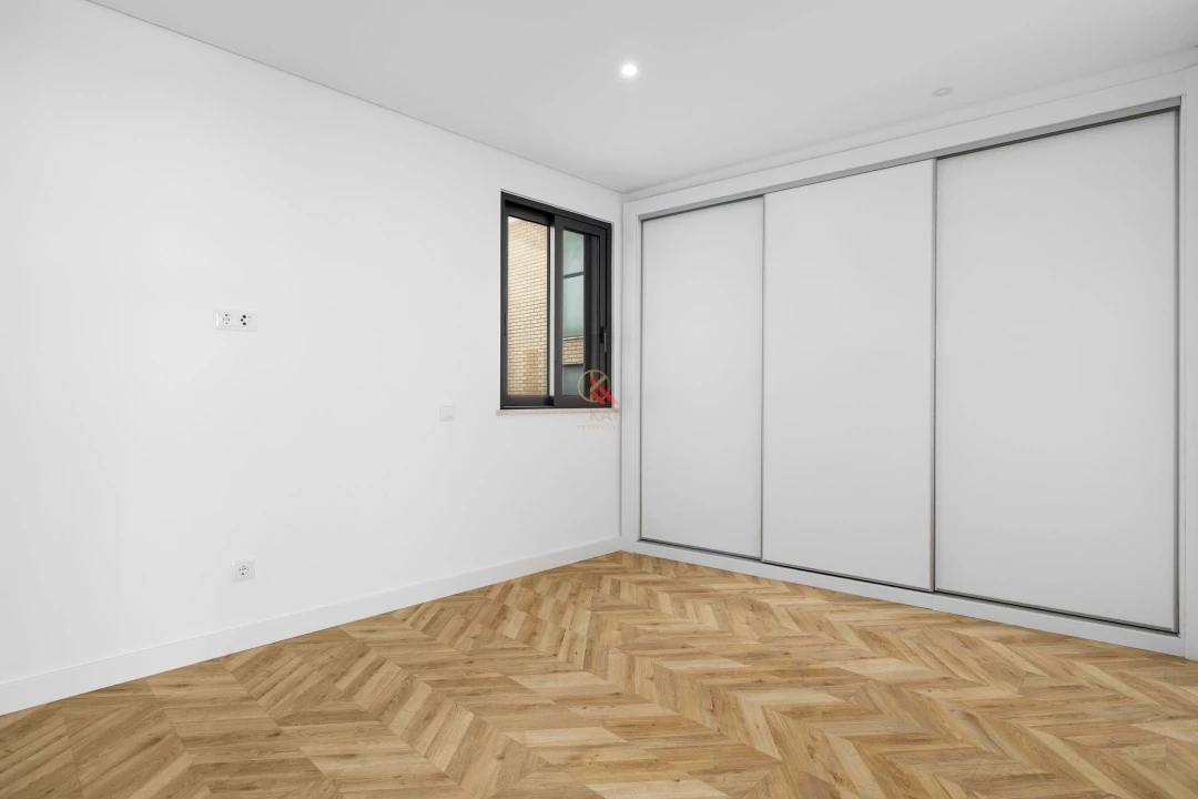 Apartamento T2 para Venda em Olhão Foto 17