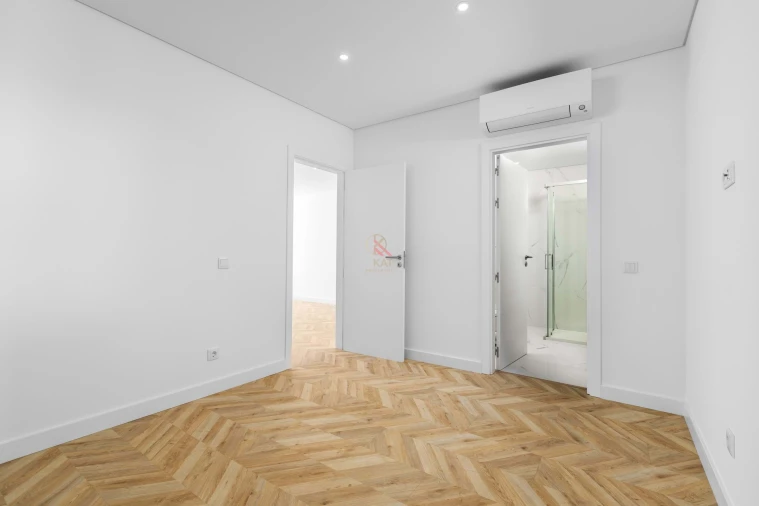 Apartamento T2 para Venda em Olhão Foto 16