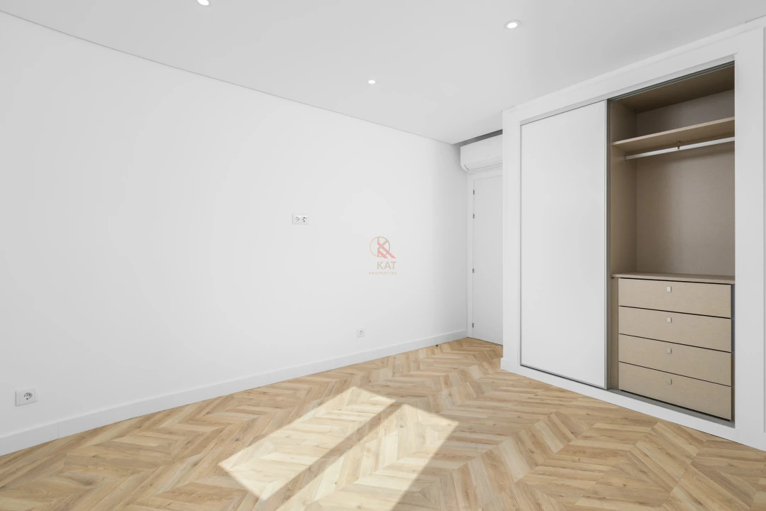 Apartamento T2 para Venda em Olhão Foto 21