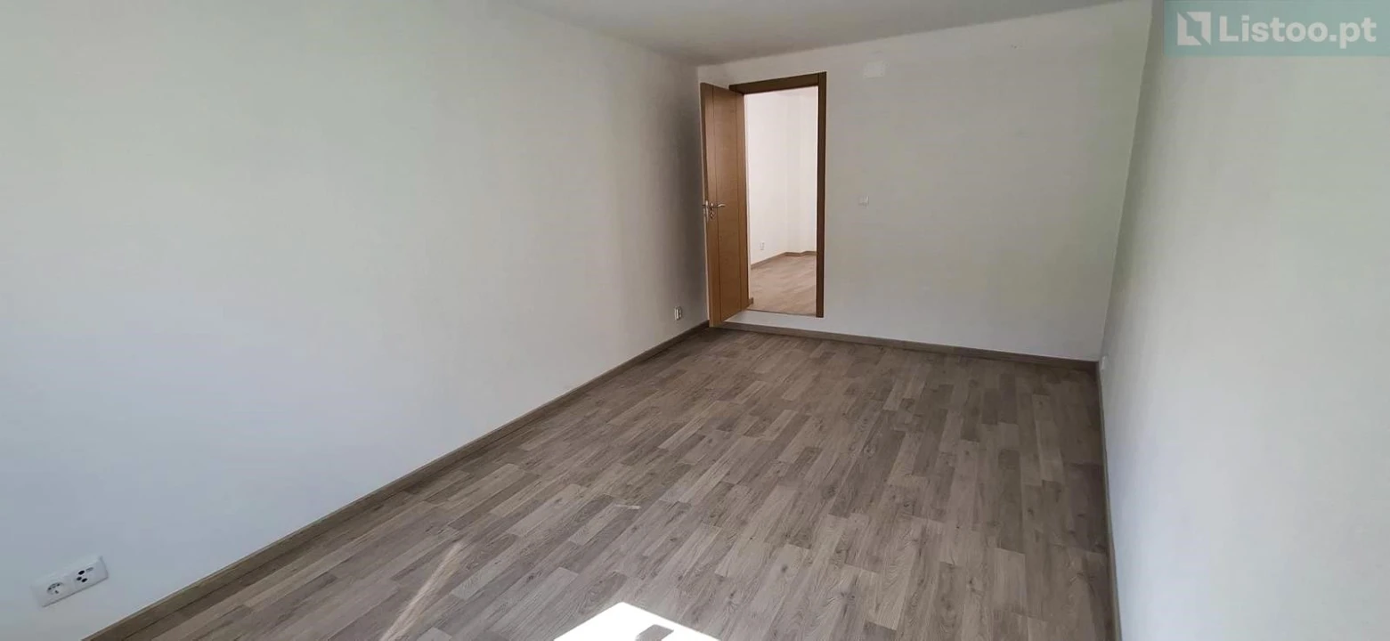 Moradia T3 para Venda em Almodôvar e Graça dos Padrões Foto 2