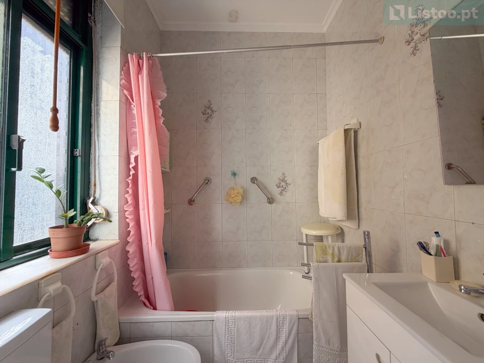 Apartamento T2 para Venda em Avenidas Novas Foto 19