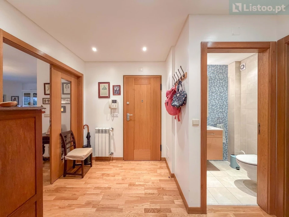 Apartamento T2 para Venda em Ajuda Foto 12