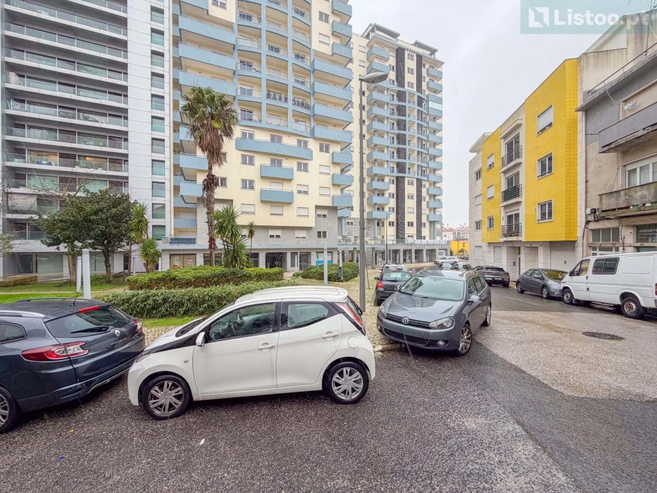 Apartamento T2 para Venda em Ajuda Foto 27