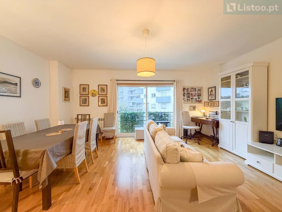 Apartamento T2 para Venda em Ajuda Foto 7