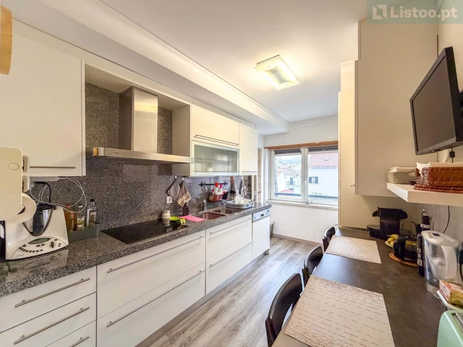 Apartamento T2 para Venda em Ajuda Foto 2