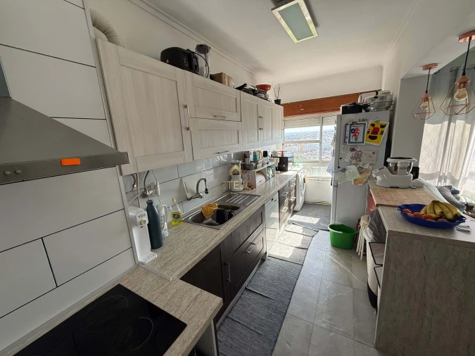 Apartamento T3 para Venda em Póvoa de Santa Iria e Forte da Casa Foto 1