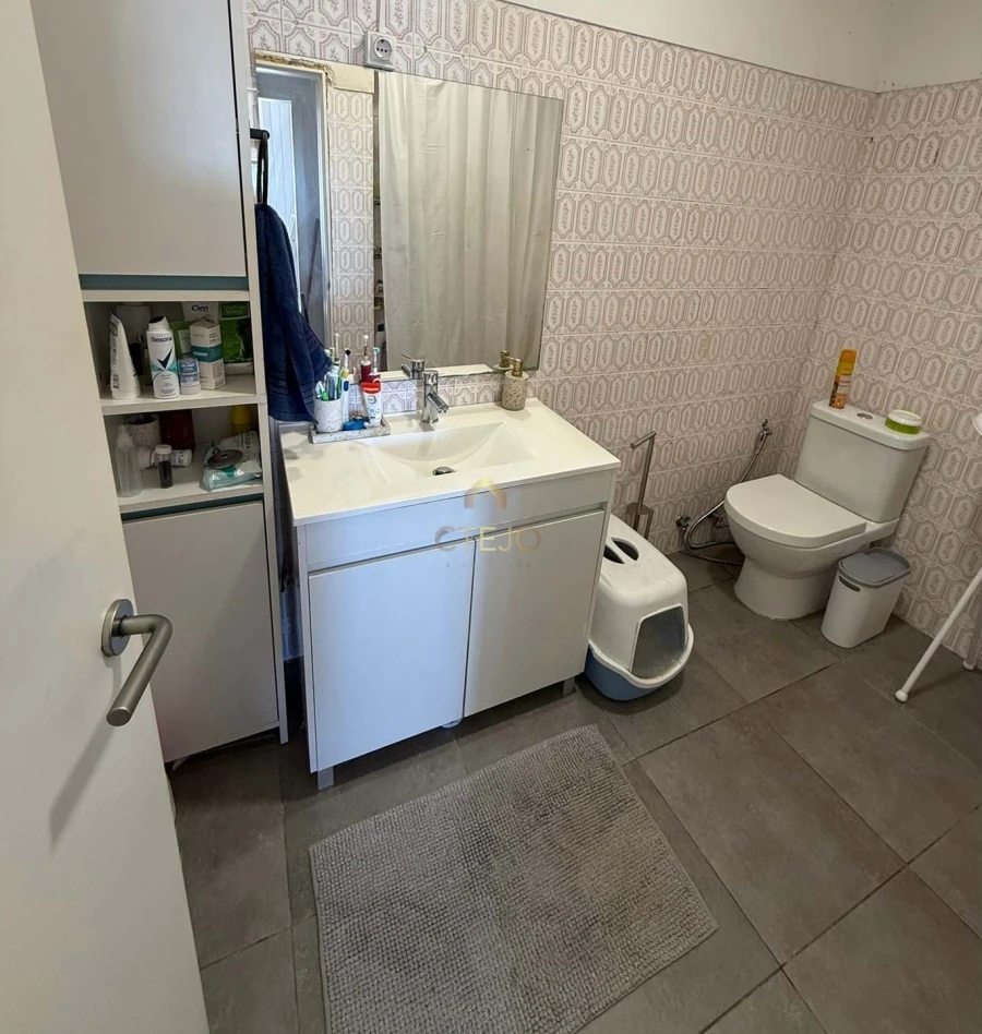 Apartamento T3 para Venda em Póvoa de Santa Iria e Forte da Casa Foto 11