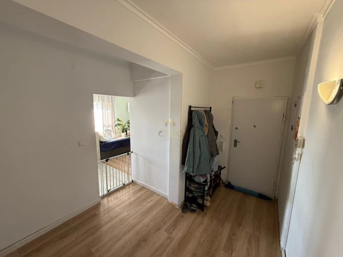 Apartamento T3 para Venda em Póvoa de Santa Iria e Forte da Casa Foto 7