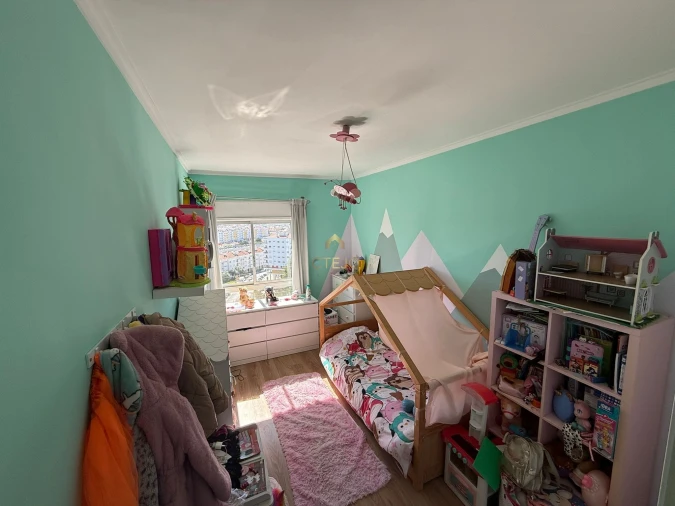 Apartamento T3 para Venda em Póvoa de Santa Iria e Forte da Casa Foto 15