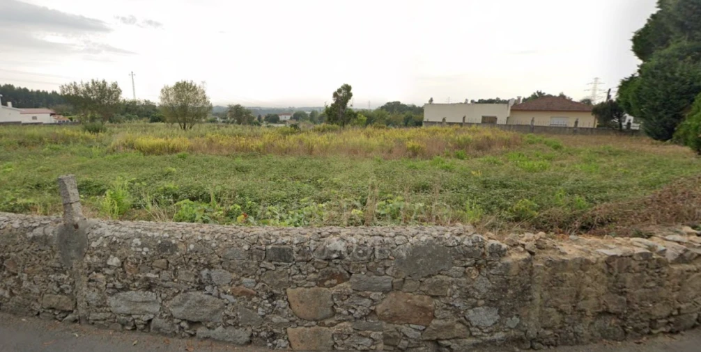 Terreno para Venda em Grijó e Sermonde Foto 2