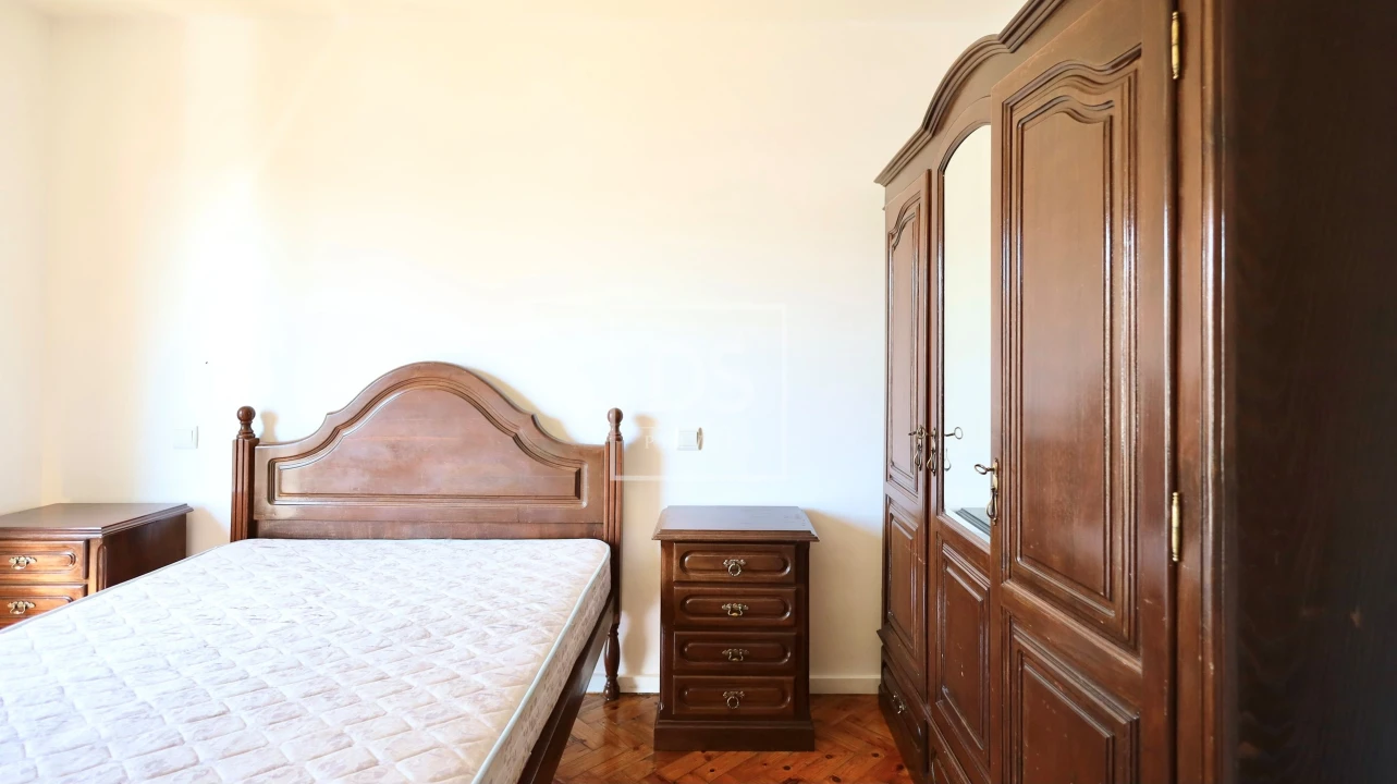 Apartamento T2 para Venda em Braga (Maximinos, Sé e Cividade) Foto 11