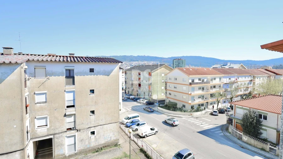 Apartamento T2 para Venda em Braga (Maximinos, Sé e Cividade) Foto 21