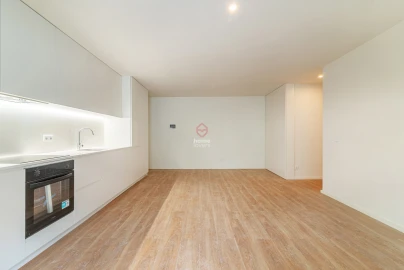 Apartamento T2 para Venda em Paranhos