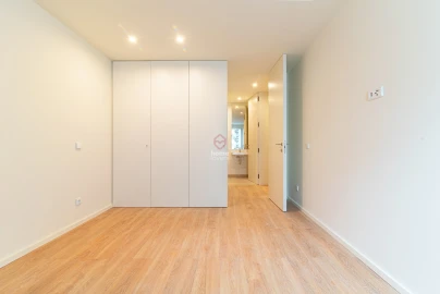 Apartamento T2 para Venda em Paranhos