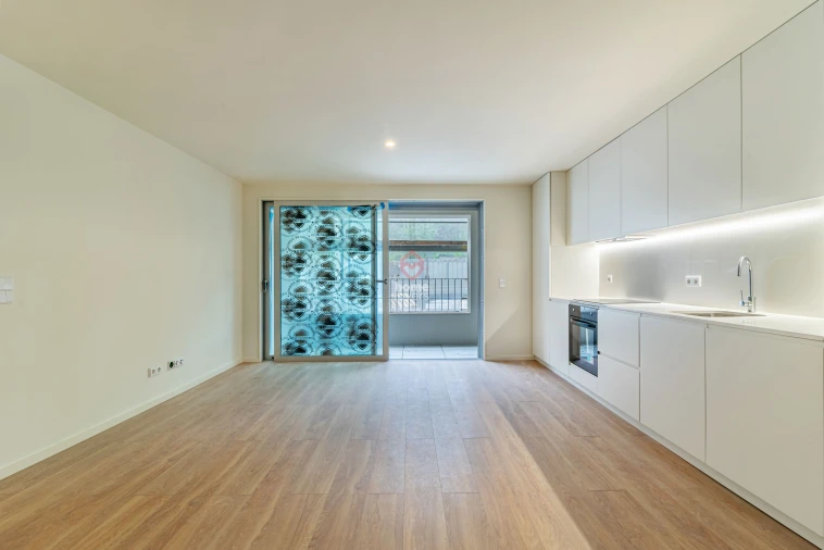 Apartamento T2 para Venda em Paranhos Foto 2