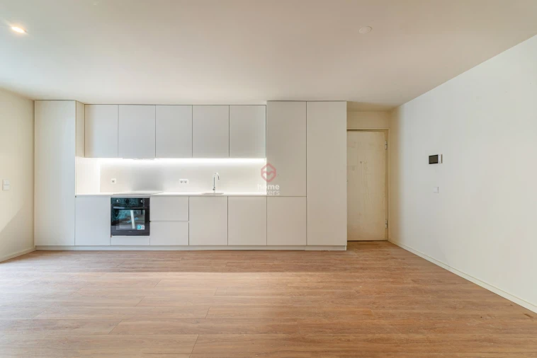Apartamento T2 para Venda em Paranhos Foto 7