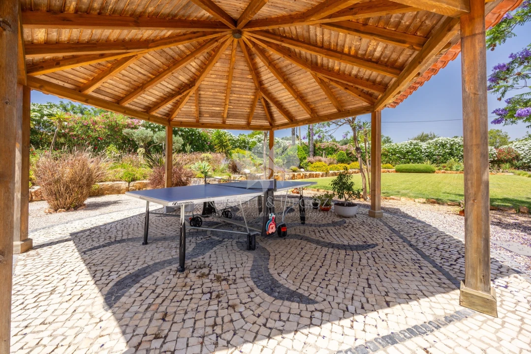 Moradia T4 para Venda em Pechão Foto 44