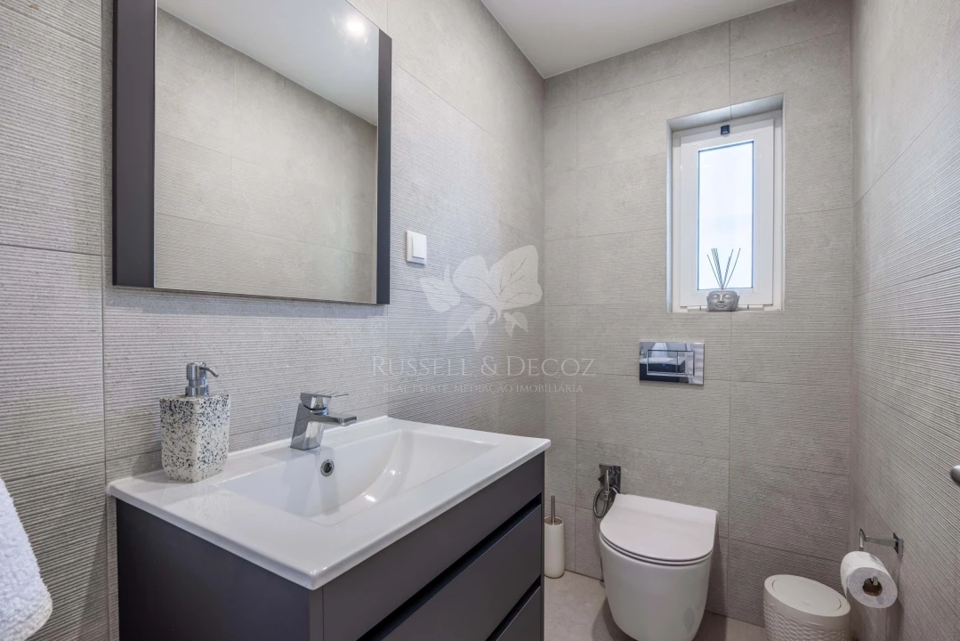 Moradia T4 para Venda em Pechão Foto 18