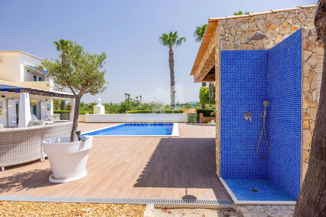 Moradia T4 para Venda em Pechão Foto 42