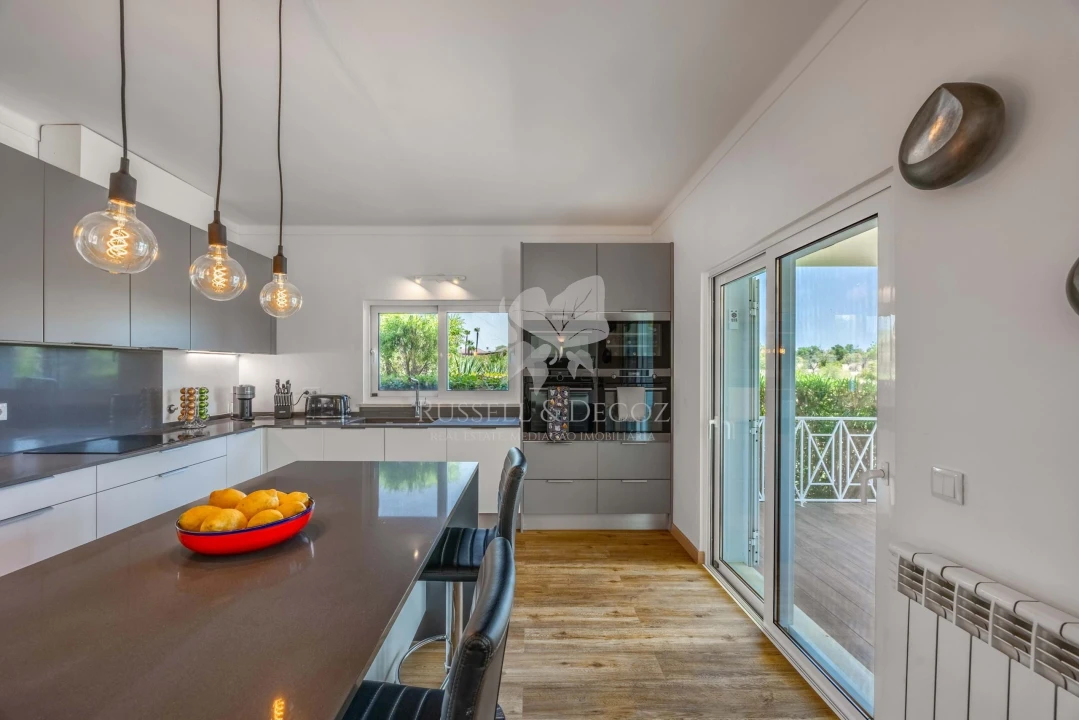 Moradia T4 para Venda em Pechão Foto 14