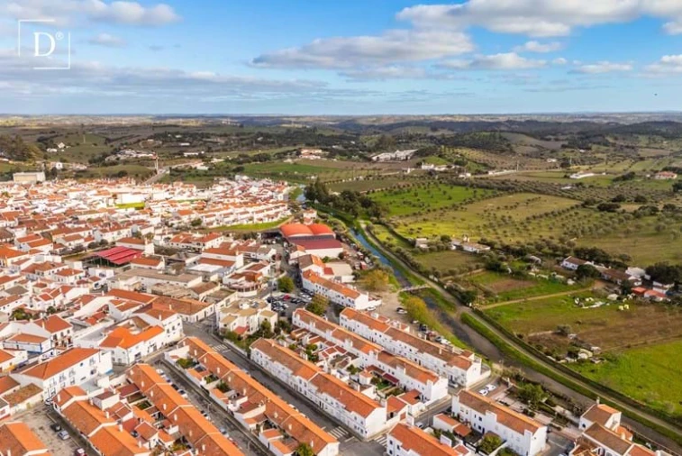 Moradia T3 para Venda em Almodôvar e Graça dos Padrões Foto 13