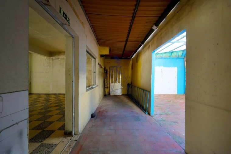 Negócio para Venda em Armação de Pera Foto 23