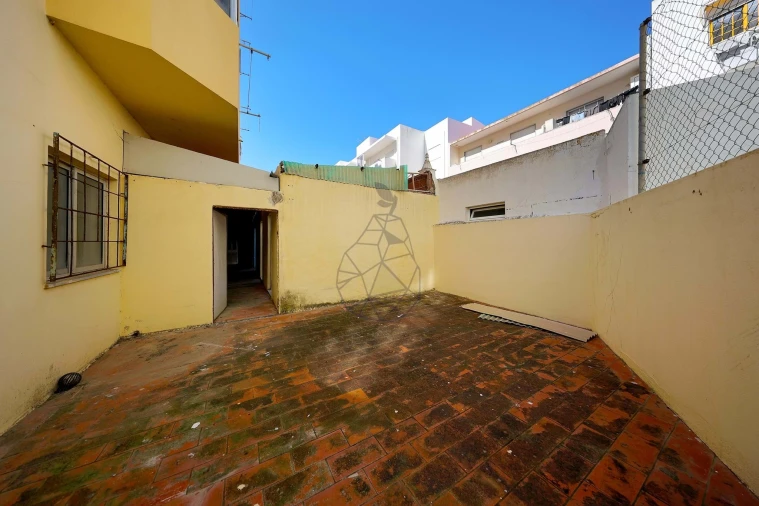 Negócio para Venda em Armação de Pera Foto 12