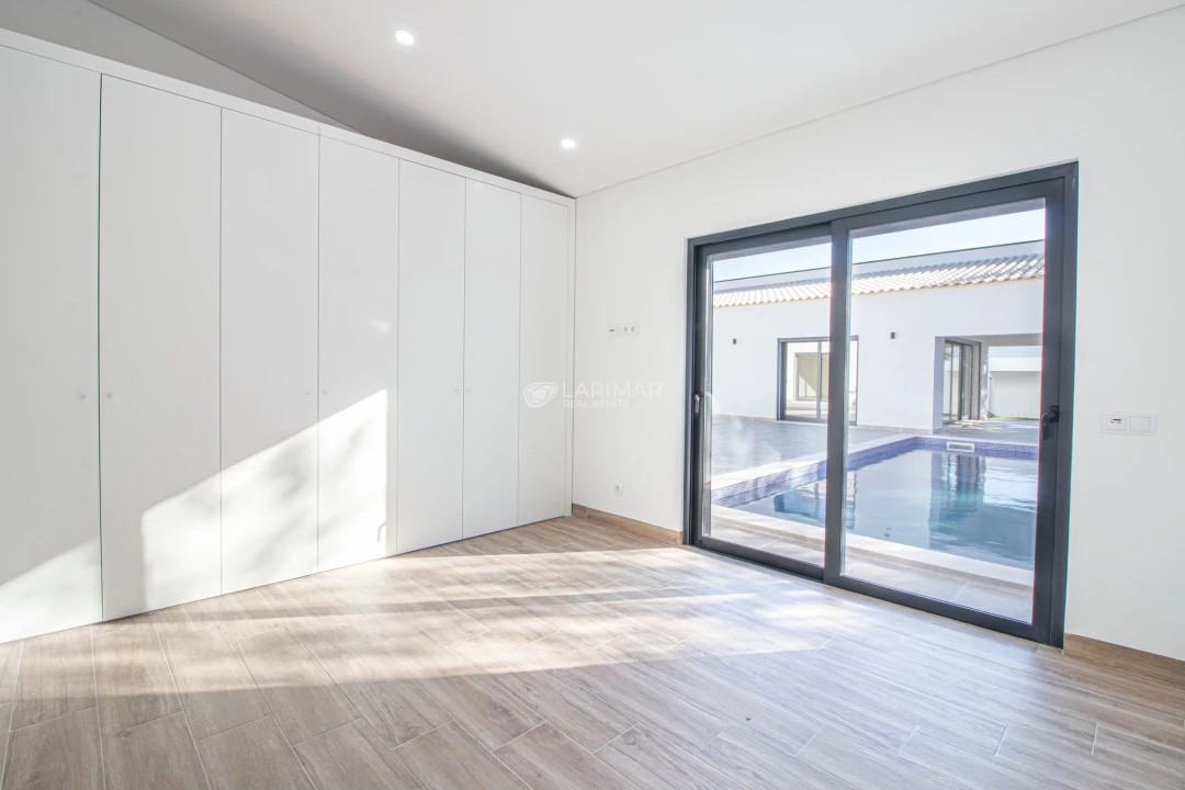 Moradia T3 para Venda em Loule (São Clemente) Foto 7