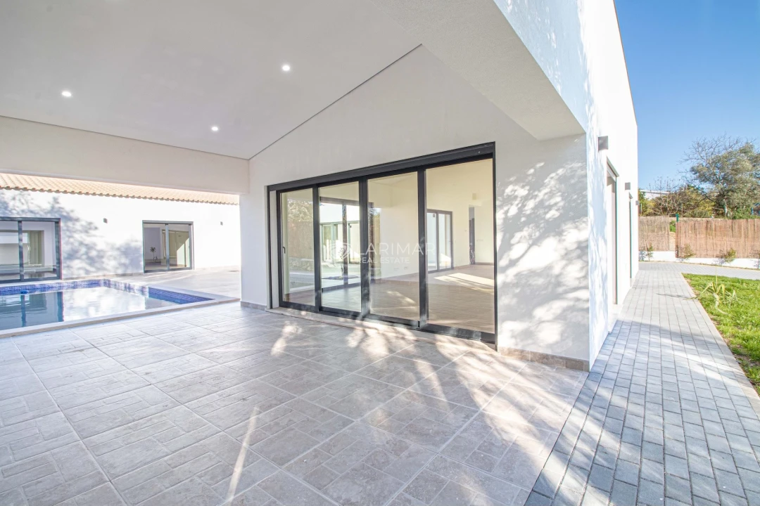 Moradia T3 para Venda em Loule (São Clemente) Foto 5