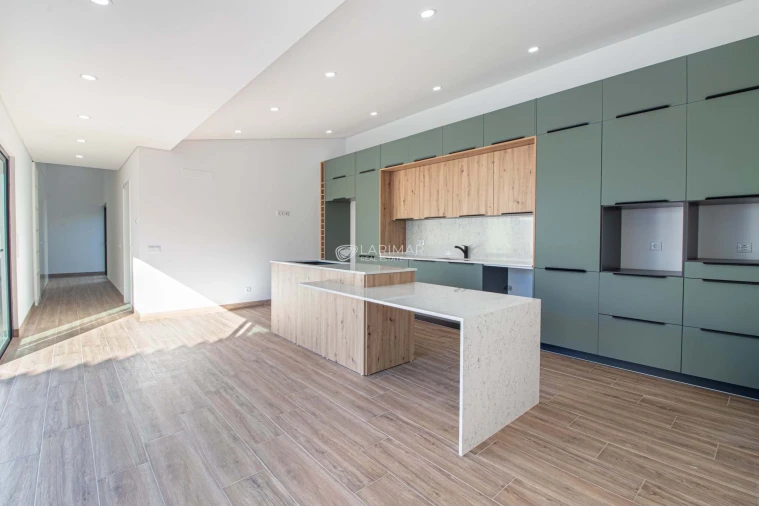 Moradia T3 para Venda em Loule (São Clemente) Foto 3