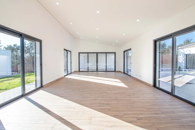 Moradia T3 para Venda em Loule (São Clemente) Foto 4