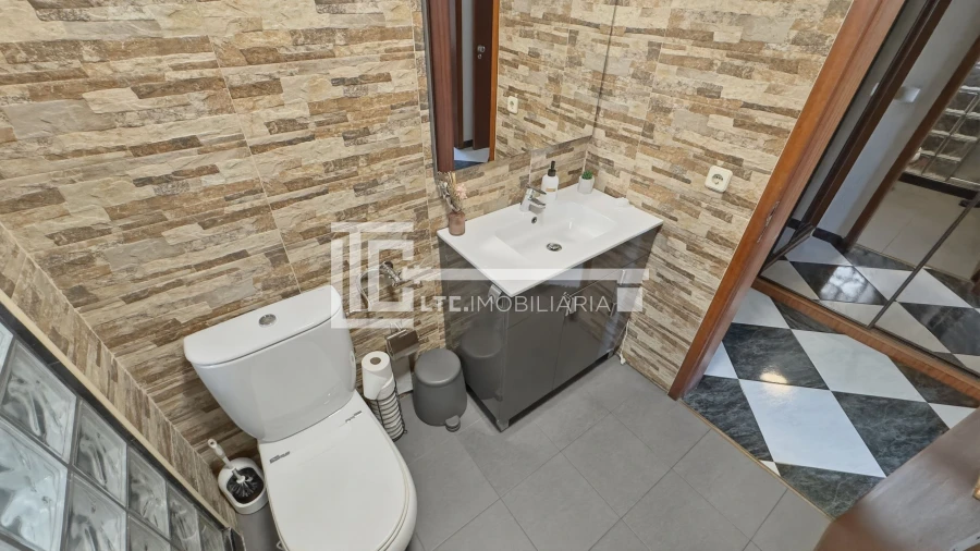 Apartamento T2 para Venda em Parque das Nações Foto 10