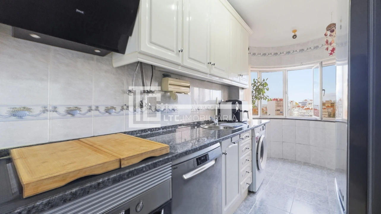Apartamento T2 para Venda em Parque das Nações Foto 17