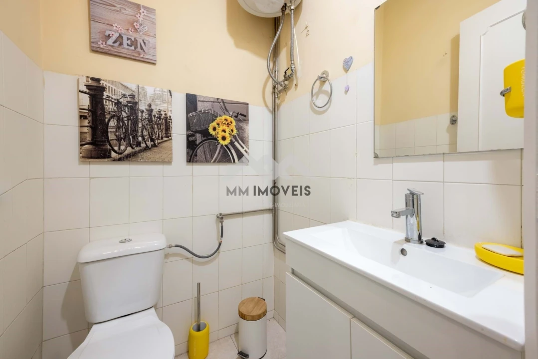 Apartamento T2 para Arrendamento em Ramalde Foto 7