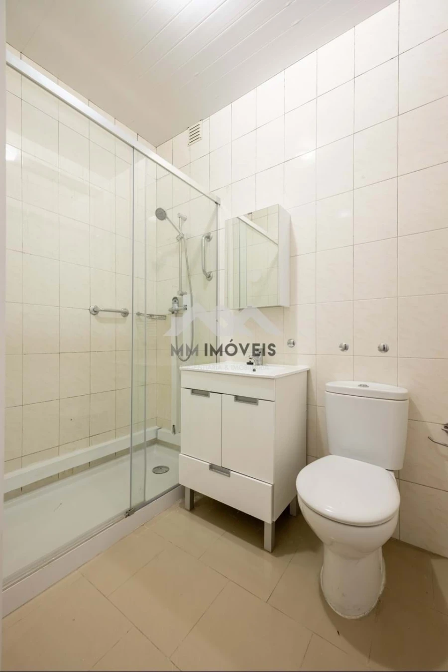 Apartamento T2 para Arrendamento em Ramalde Foto 12