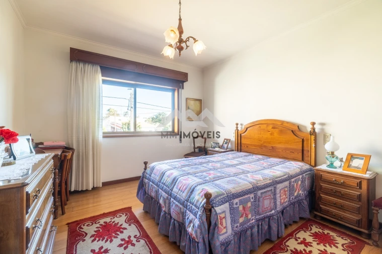 Moradia T5 para Venda em Santa Marinha e São Pedro da Afurada Foto 38