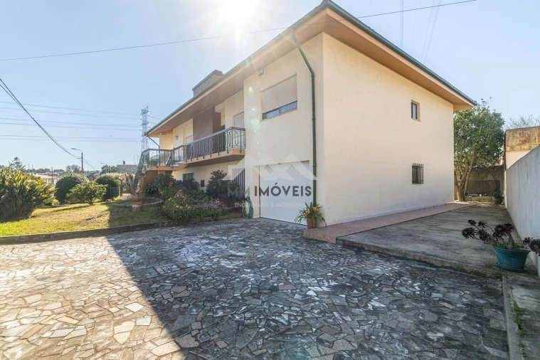 Moradia T5 para Venda em Santa Marinha e São Pedro da Afurada Foto 21