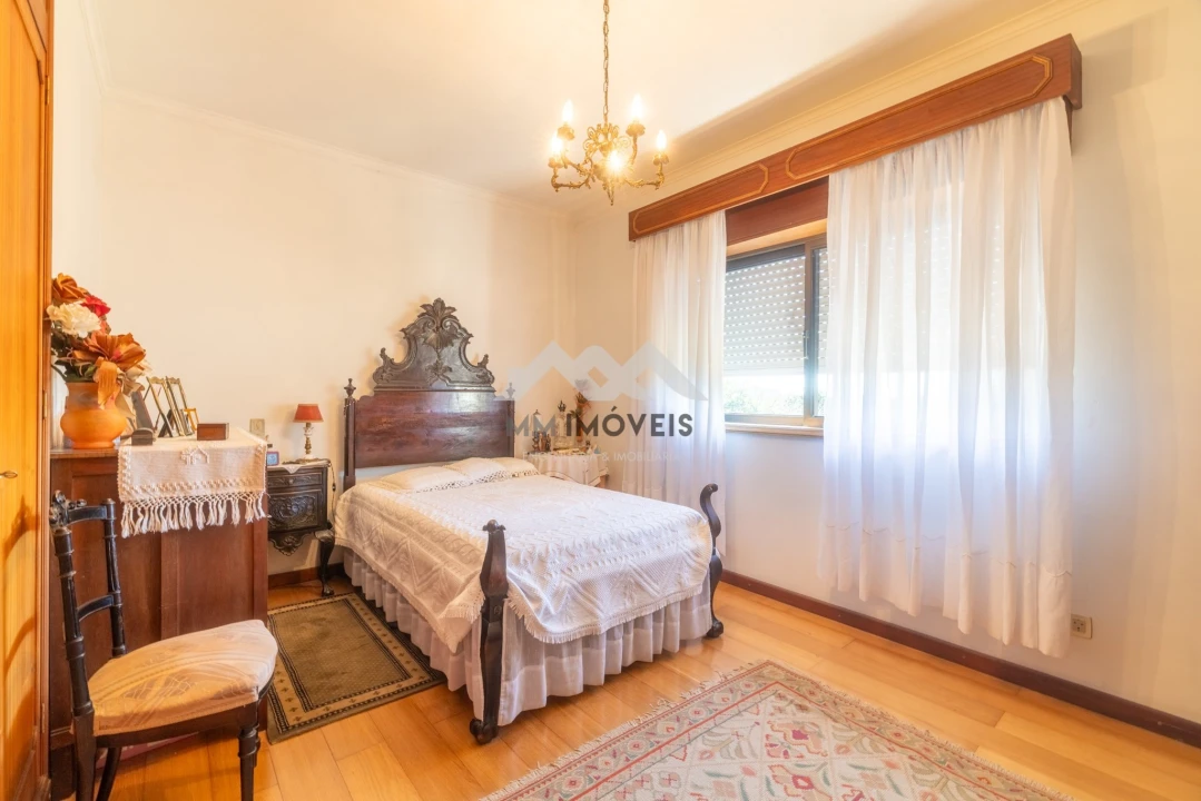 Moradia T5 para Venda em Santa Marinha e São Pedro da Afurada Foto 24