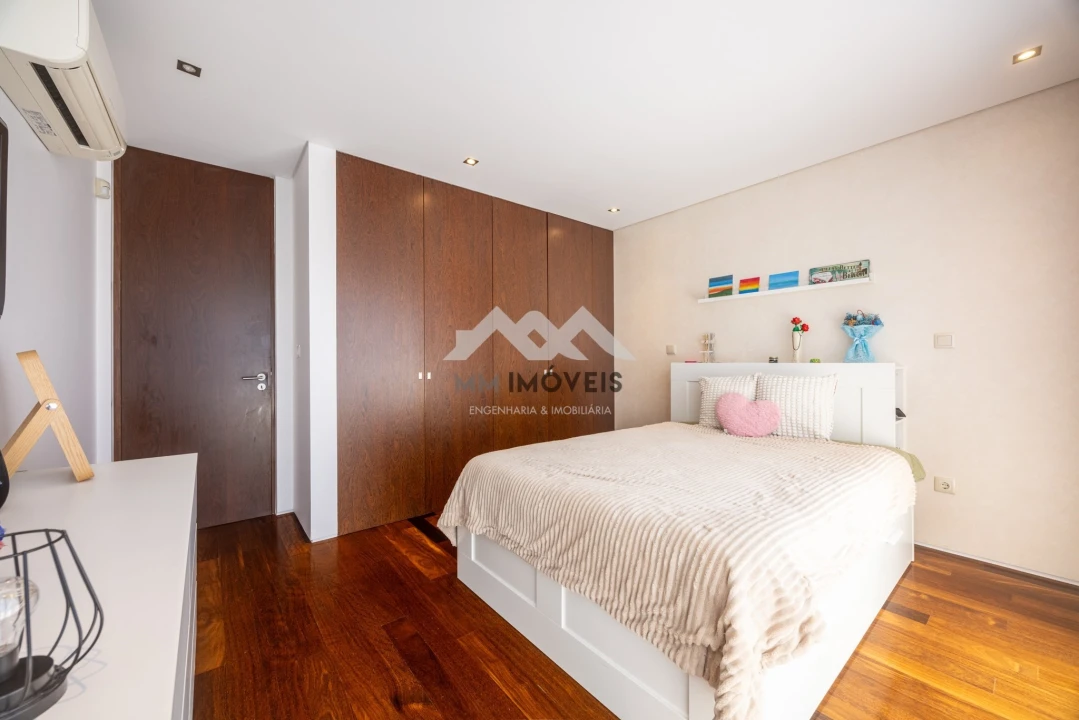 Moradia T4 para Venda em Ermesinde Foto 26