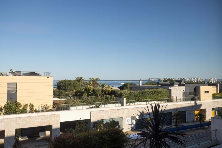 Apartamento T3 para Venda em Parque das Nações Foto 17