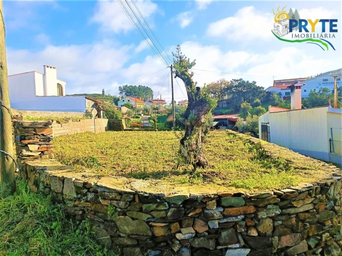 Terreno para Venda em Varzea dos Cavaleiros Foto 2