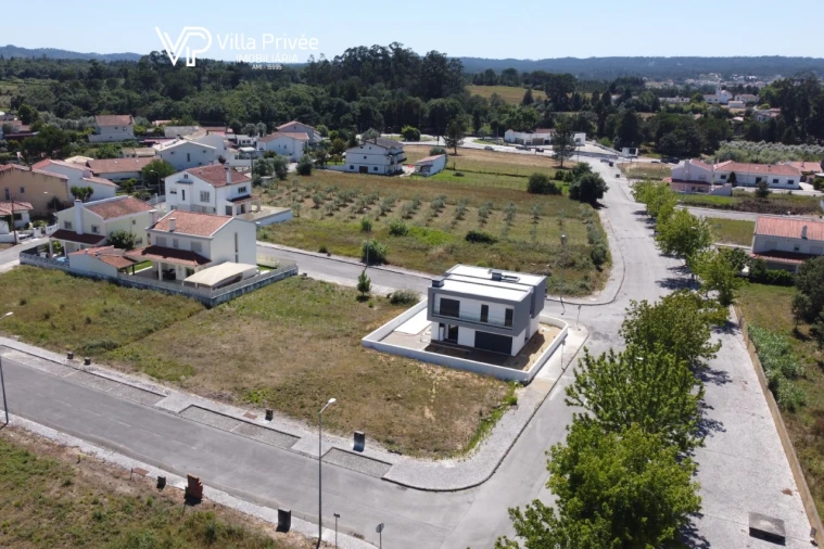 Terreno para Venda em Sebal e Belide Foto 25