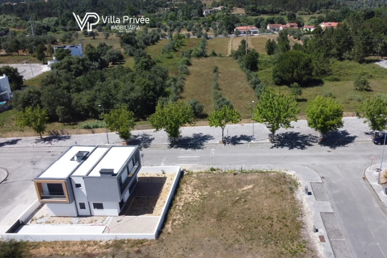 Terreno para Venda em Sebal e Belide Foto 35